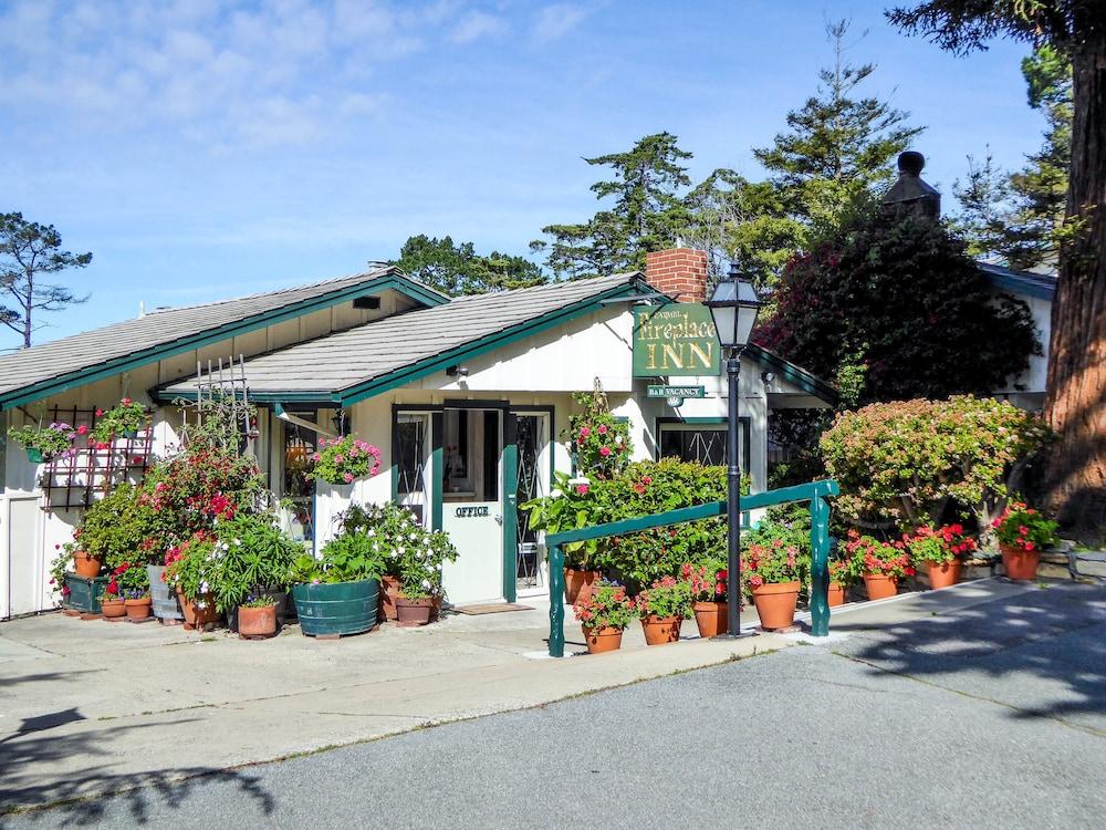 Carmel Fireplace Inn Exterior photo